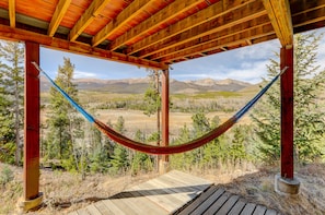 Enjoy time relaxing in a hammock with amazing views!