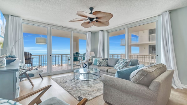 Avalon 810 has endless views of the Gulf