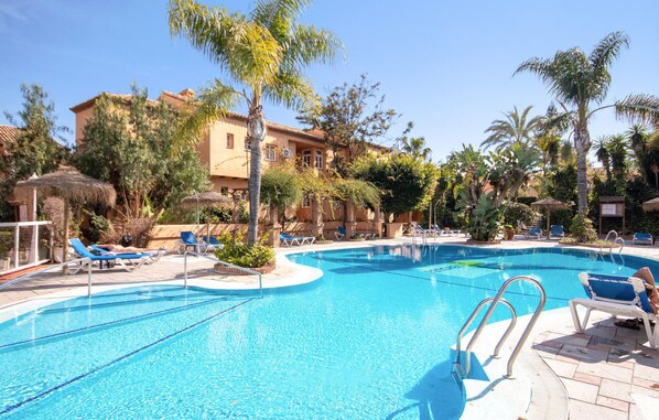 pool