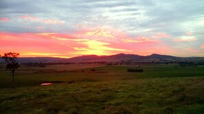 Sunrise from Leconfield House over the Hunter Valley