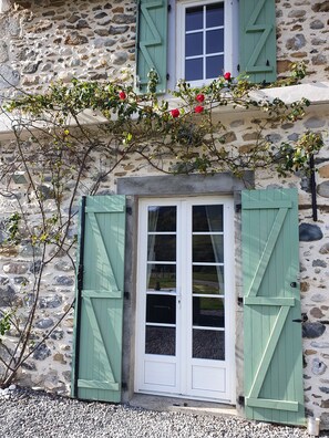 entrée façade principale de la maison