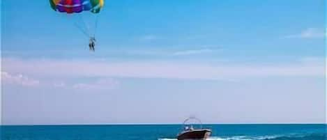 Parasailing Rentals Druing Prime Season