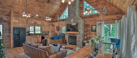 Fair Play Vacation Rental | Private Cabin | 4BR | 3BA | 1,800 Sq Ft