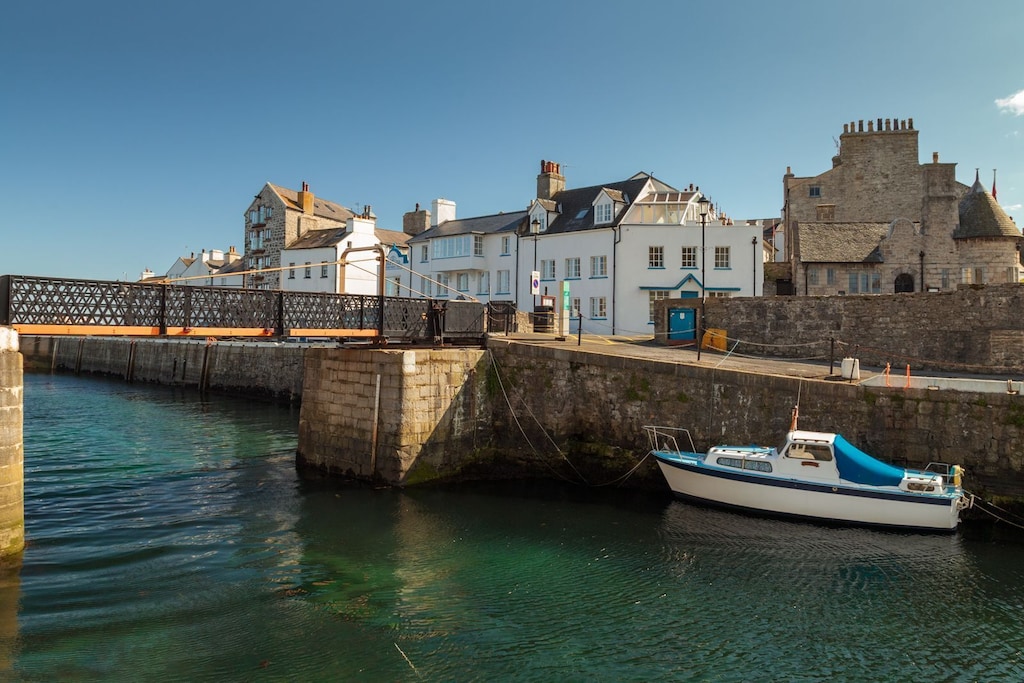 St Mary's on the Harbour, Castletown, Isle of Man