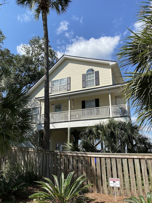 View of front of the house