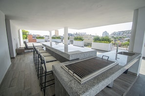 Common Area Roof Top Space with BBQ