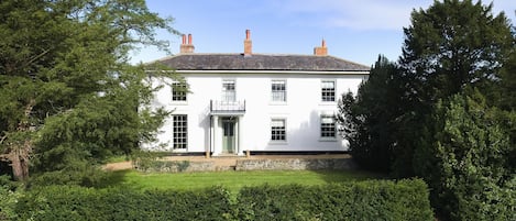 Walesby House is a  Grade II listed farmhouse, tucked away in the heart of the Lincolnshire Wolds