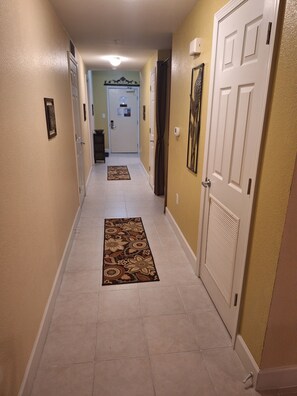 Front Door/Entry