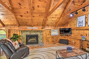 Main Living Area | 3-Hour Fire Logs Provided | Sleeper Sofa