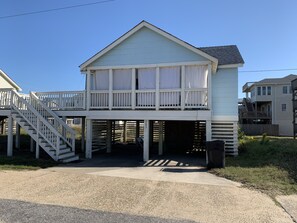 Building, House, Cottage, Banister