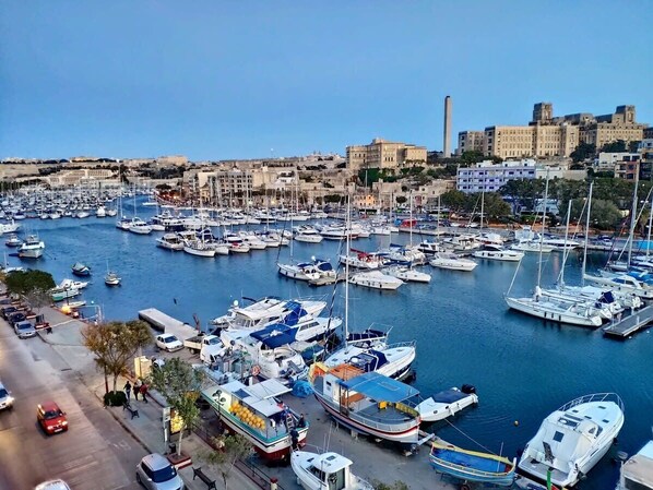 Marina