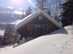 vue arrière du chalet