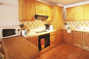 Kitchen area