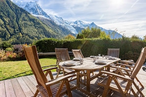 Spectacular mountain views from the terrace