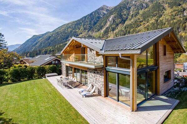 The extra height in the dining area means you can enjoy mountain views with every meal