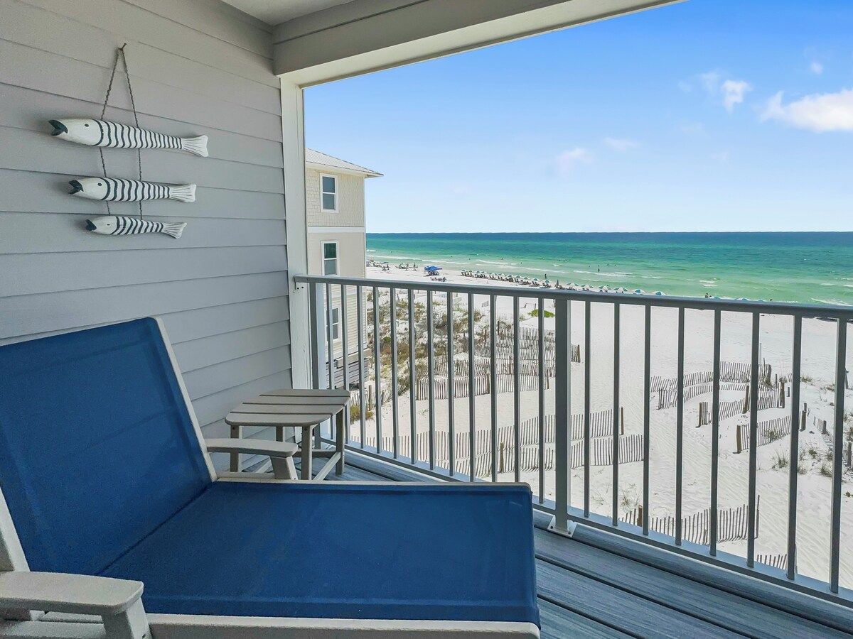 “Leeward II-9 Crazy Love” | Beachfront Corner Condo with Stunning Views of the Water | Sunset Views