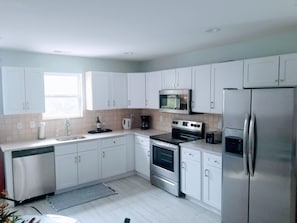 full kitchen