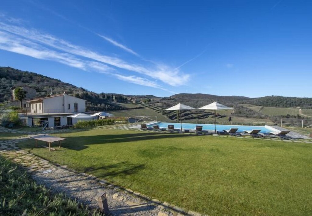 Picture of villa