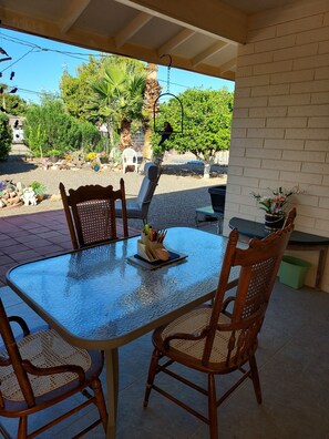 Outdoor dining
