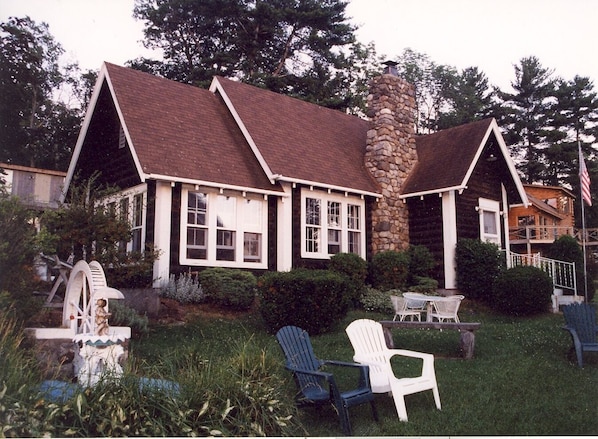 House and front lawn from the lake