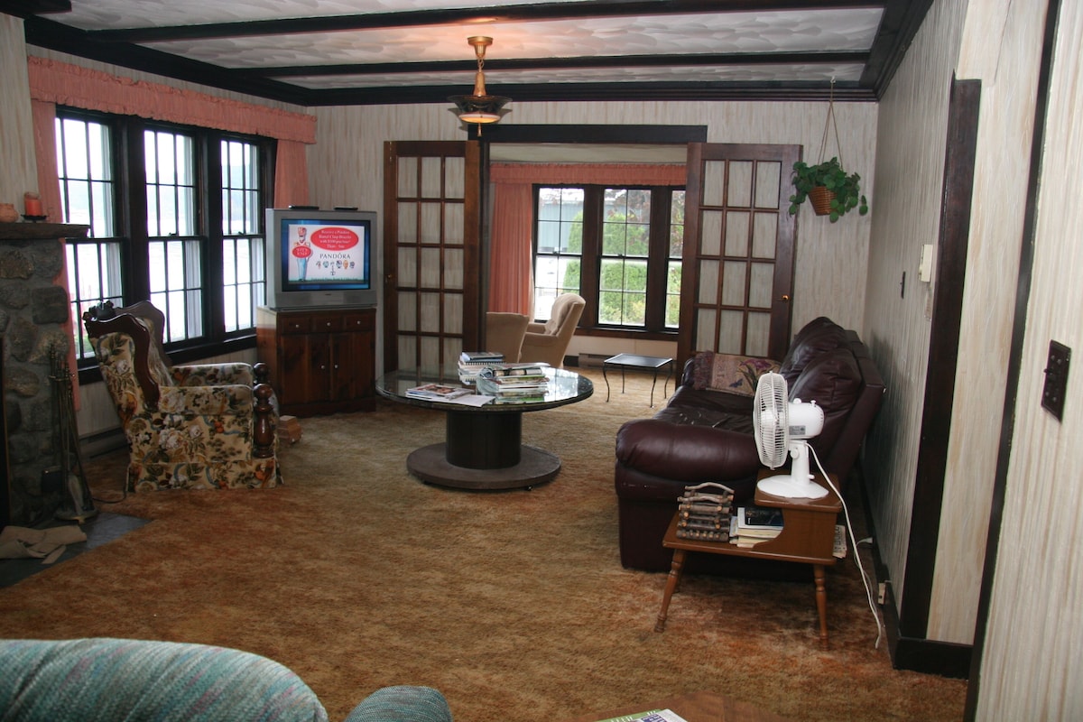 Main Image