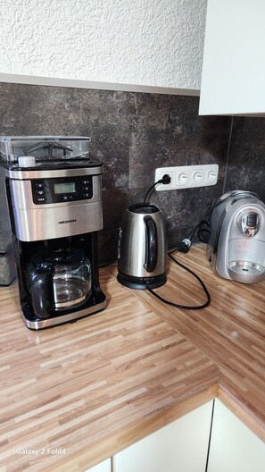 Kaffe och/eller kaffebryggare