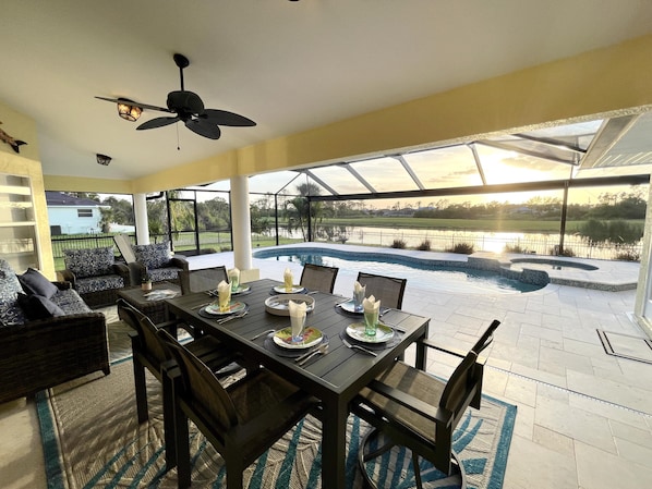 Outdoor dining