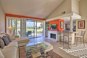 Living Room | A/C | Heating | Free WiFi