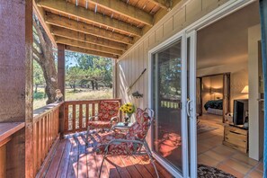 Private Deck | Outdoor Seating