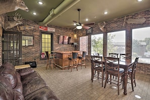Bar Space | Smart TV | Dining & Lounge Area | Wraparound Bar