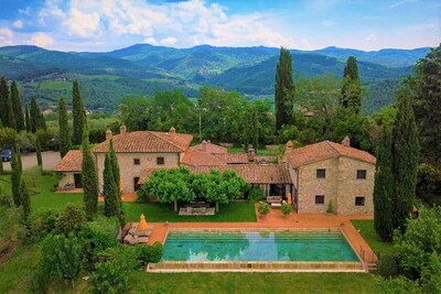 Villa Domus Olivea - Luxury pool Villa in Chianti