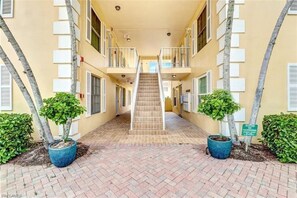 STEPS TO 2ND FLOOR CONDO AT THE QUIET, BACK END OF THE BUILDING