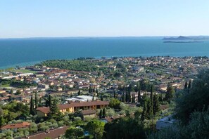 Das Delta von Toscolano-Maderno beim Gardasee - mit Gardasee-Insel
