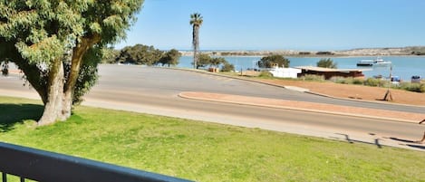 Kalbarri Beach Resort Unit 12 - Kalbarri Accommodation Service - Upstairs balcony off main bedroom with views