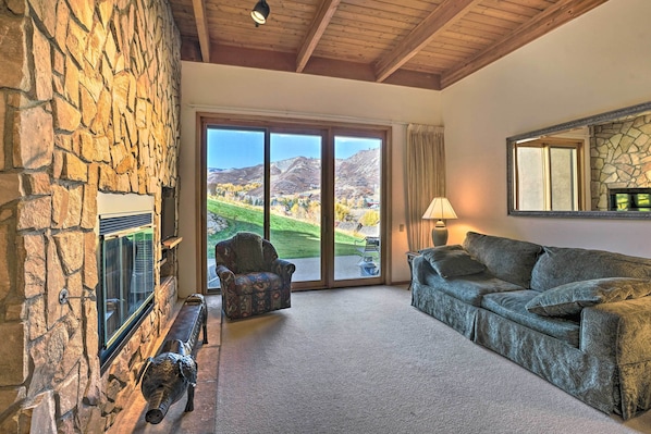 Snowmass Village Vacation Rental | 2BR | 2BA | 1,500 Sq Ft | Step-Free Access