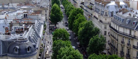 Le quartier - the neighbourhood - de buurt - die Nachbarschaft