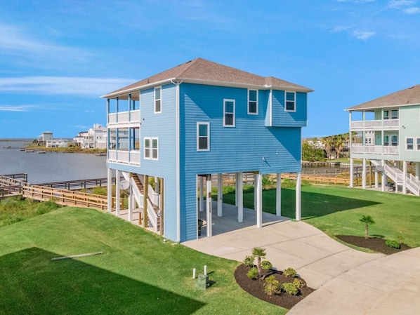 Nestled in a quiet neighborhood. Live like a local!