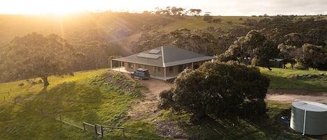 Tammar Creek holiday house 