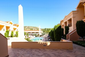 vue sur piscine