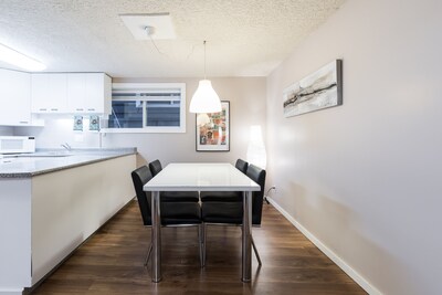 Large, quiet suite for your Vancouver getaway!