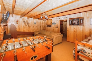 Spielezimmer