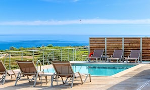 Vista Mare Villa | HotelPraxis Group