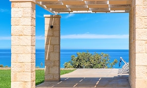 Vista Mare Villa | HotelPraxis Group