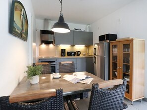 Haus am Teich, Whg. D16 - Blick auf den offenen Essbereich mit Küche