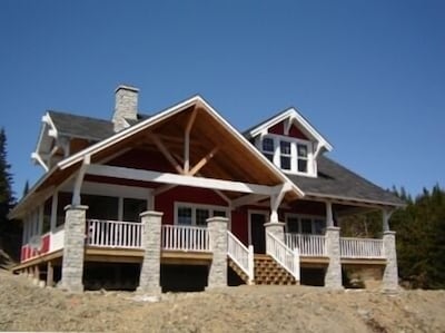 Hogarth House in Beautiful Trinity East Newfoundland