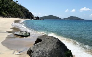 Mountain Trunk Bay Beach