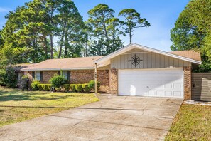 Canal front home in Downtown Fort Walton Beach, Florida