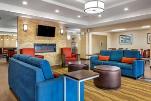 Stylish lobby with 24/7 front desk available