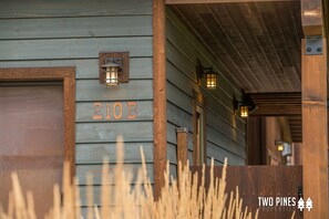 210B Pheasant Tail Lane