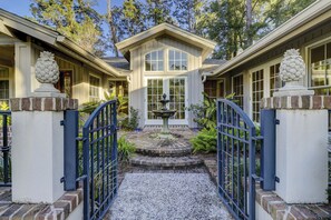 21 Heritage | Courtyard - 21 Heritage | Courtyard